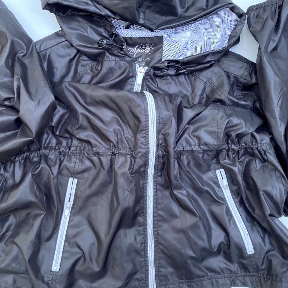 Style Sport Anorak Rain Jacket NWT